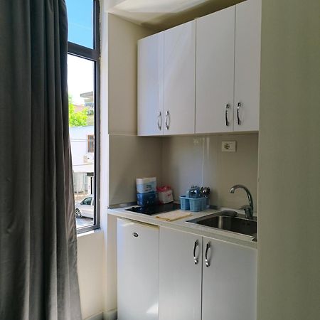 Urban Retreat Apartments Tiranë Ngoại thất bức ảnh