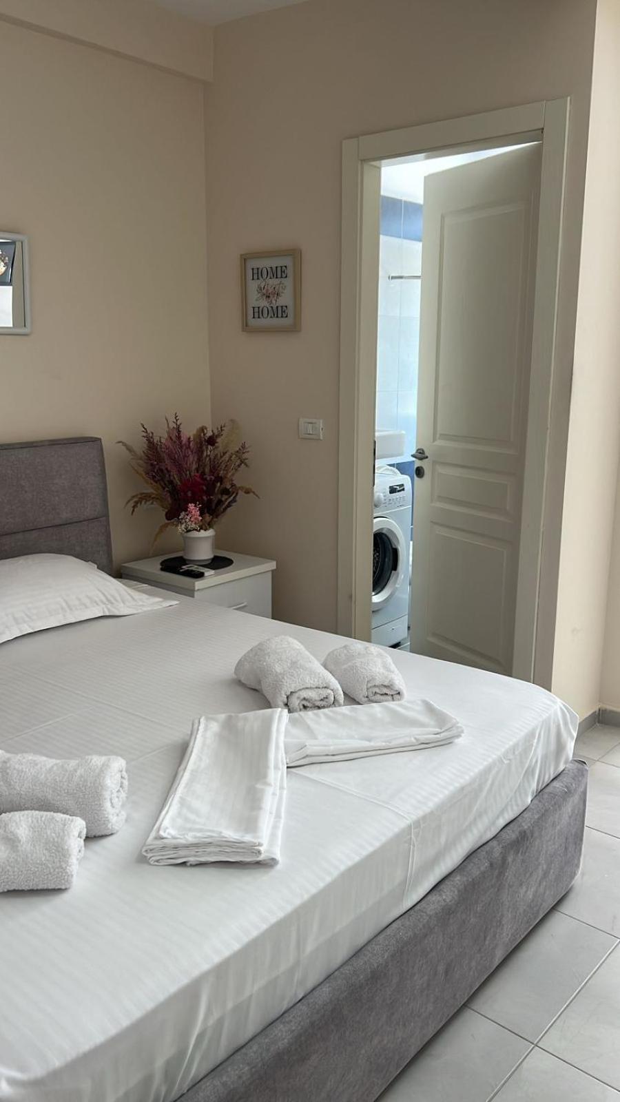 Urban Retreat Apartments Tiranë Ngoại thất bức ảnh