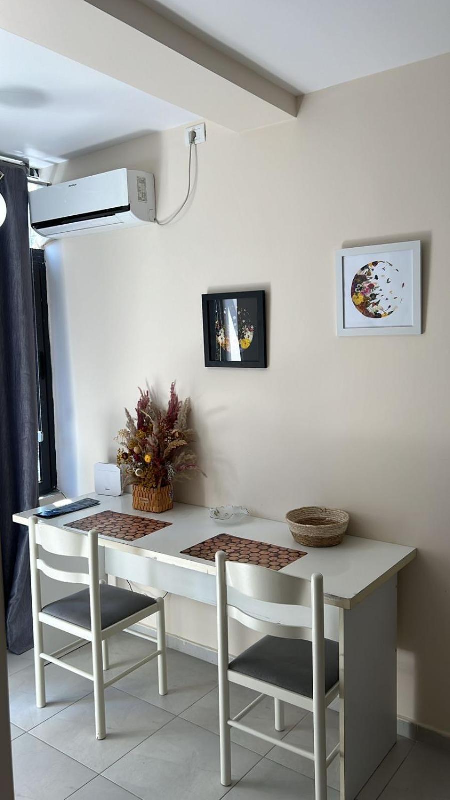 Urban Retreat Apartments Tiranë Ngoại thất bức ảnh
