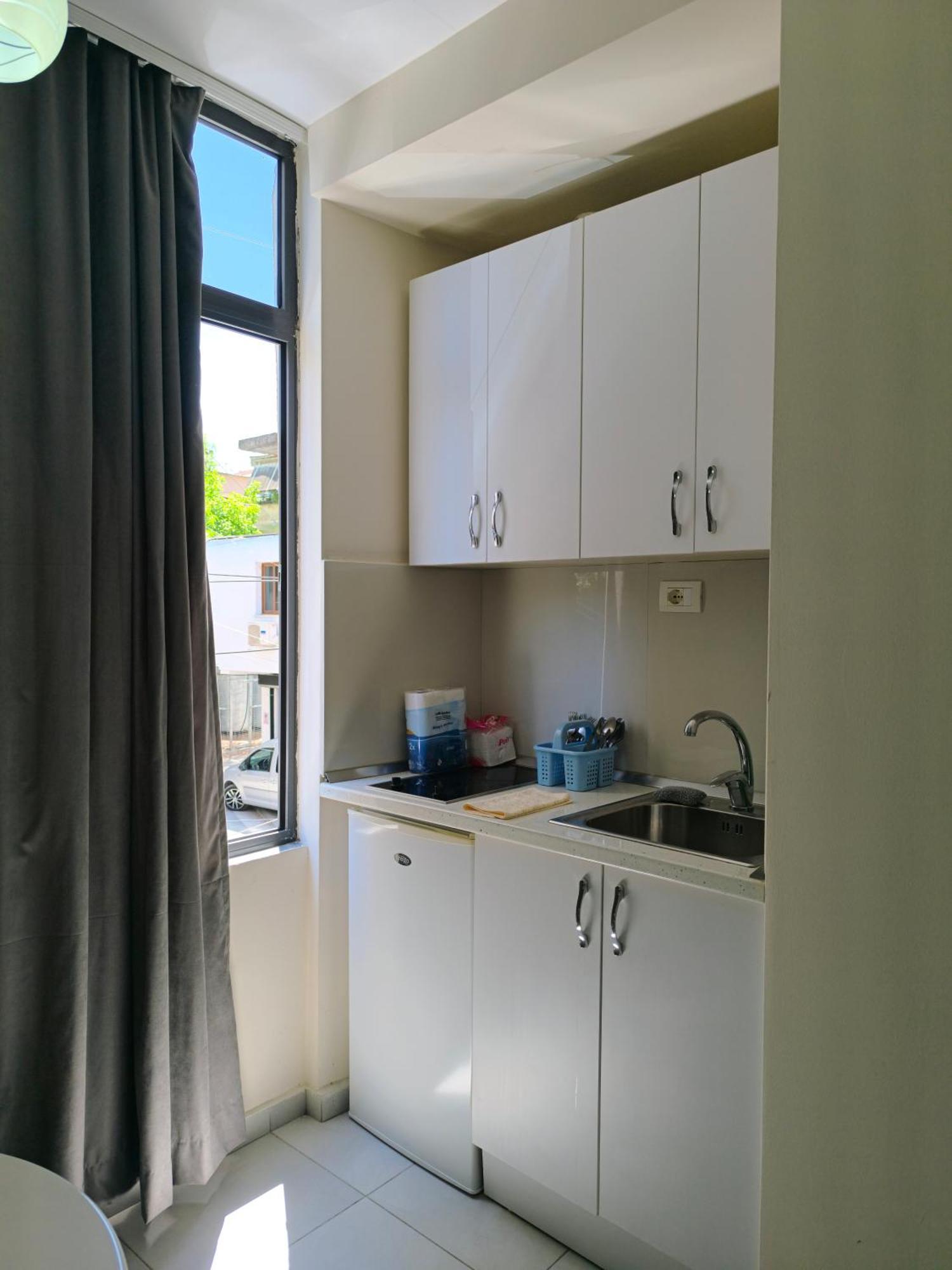 Urban Retreat Apartments Tiranë Ngoại thất bức ảnh