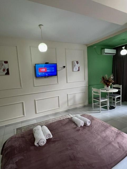 Urban Retreat Apartments Tiranë Ngoại thất bức ảnh
